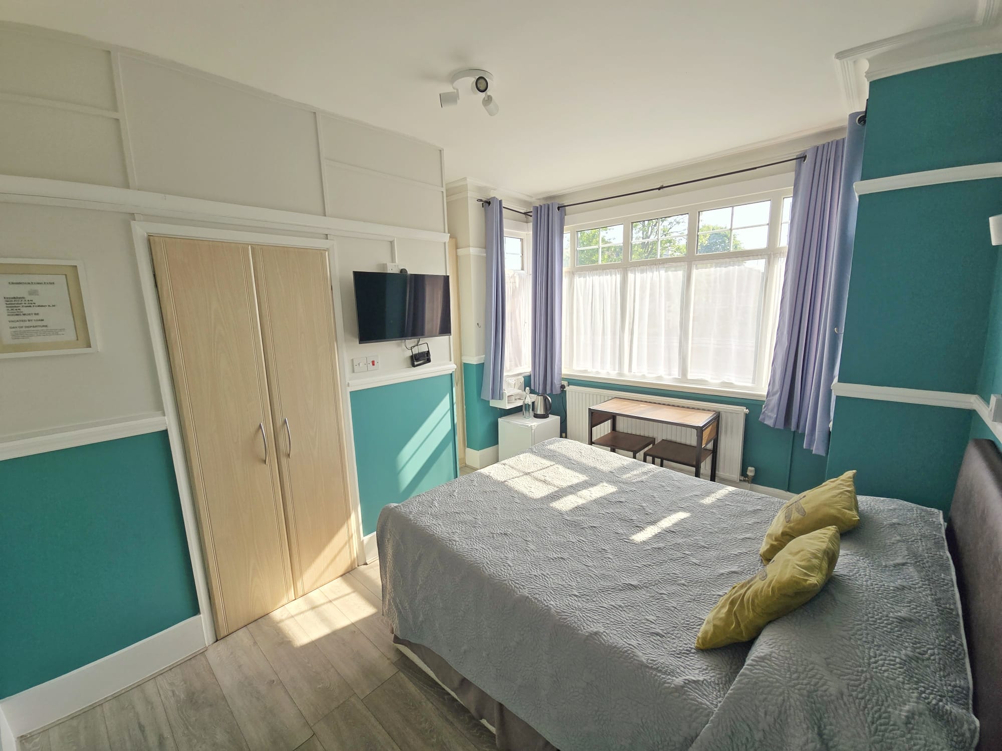 Double rooms at Glendevon House Hotel