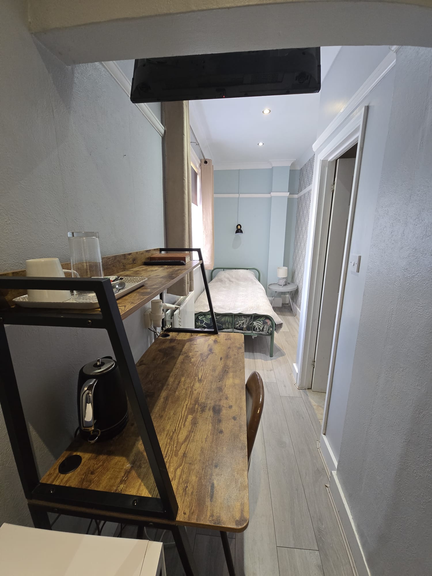 Single room in Bromley Hotel Kent Single room in Bromley hotel kent